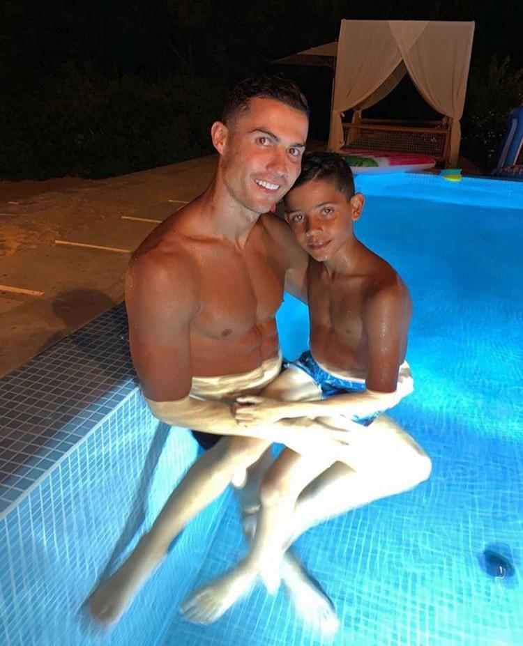 Ronaldo con il figlio