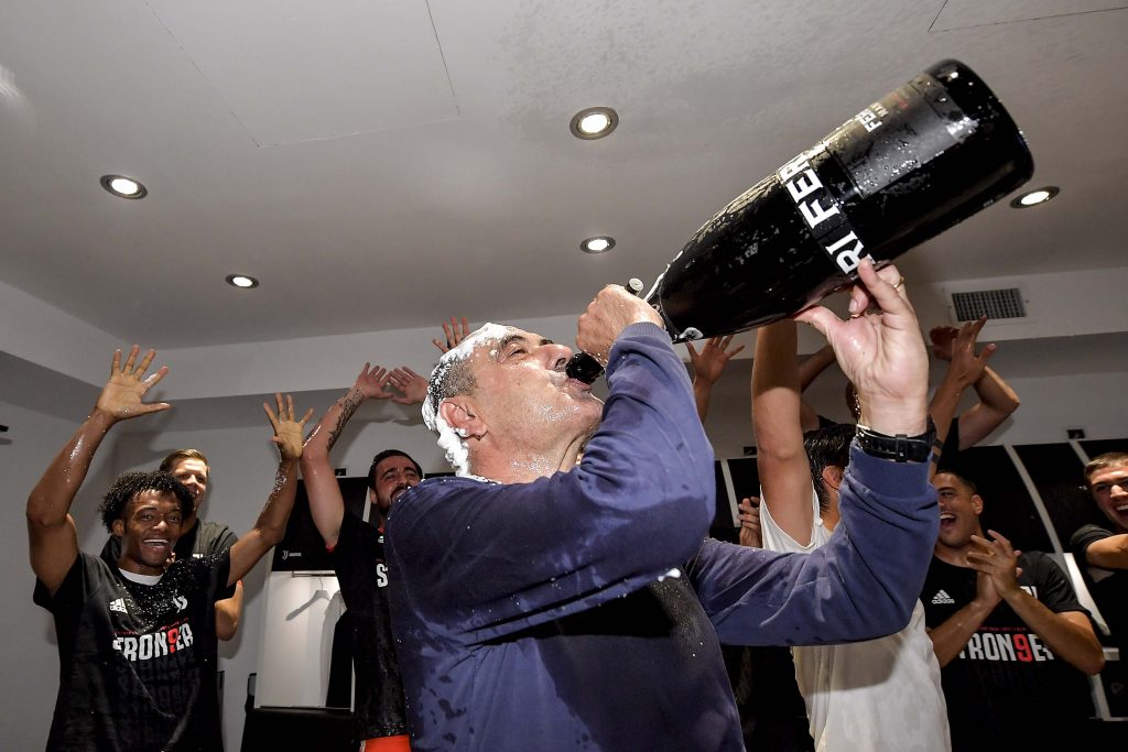 Maurizio Sarri dopo la vittoria dello Scudetto con la Juve