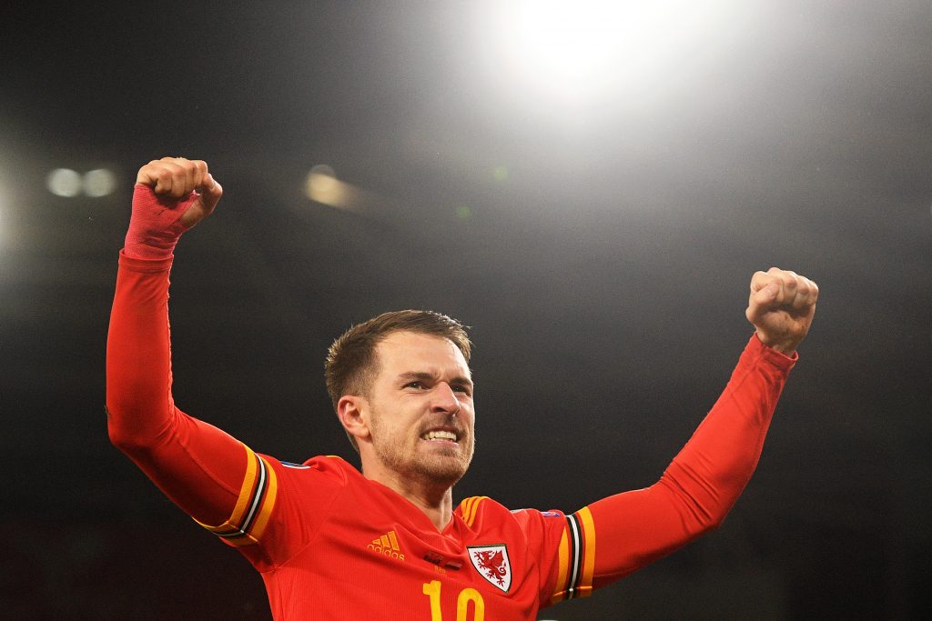 Aaron Ramsey con la maglia del Galles