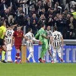 Szczesny ha appena parato il rigore calciato da Veretout