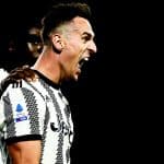 Milik festeggia dopo il gol vittoria segnato alla Cremonese