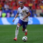 L'ex centrocampista della Juve Adrien Rabiot con la maglia della Francia